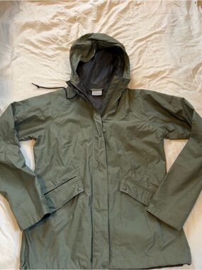 Columbia Olive Green Hooded Rain Jacket